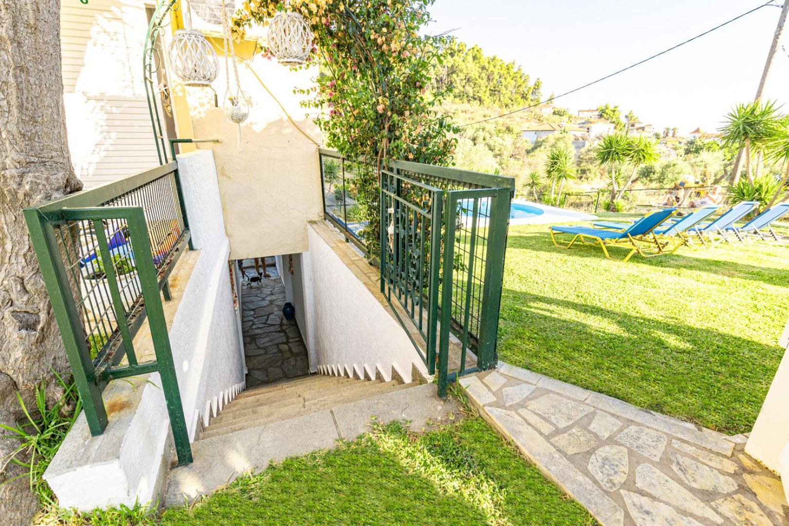 ניאה סקיוני Skioni Studios מראה חיצוני תמונה